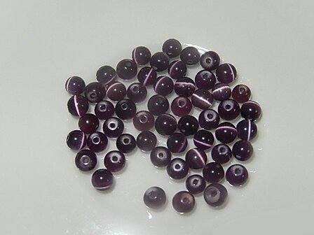 B6118 Glaskraal purper catseye rond 4 mm