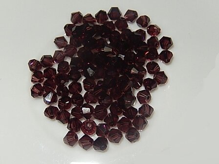 B6112 Glaskraal bicone purper 4 mm