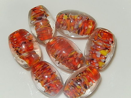 B2323 Glaskraal transparant met oranje en gekleurde kern ovaal 19x13 mm