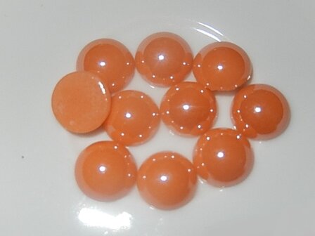 CBG801R11 Glas cabochon 10 st parelmoer abrikoosoranje 11,5 mm