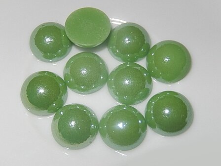 CBG501R11 Glas cabochon 10 st parelmoer zacht groen 11,5 mm