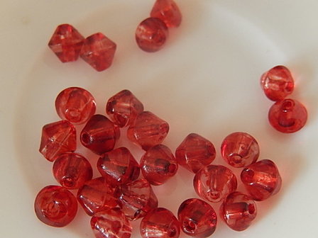 B2419 Glaskraal rood bicone 5 mm